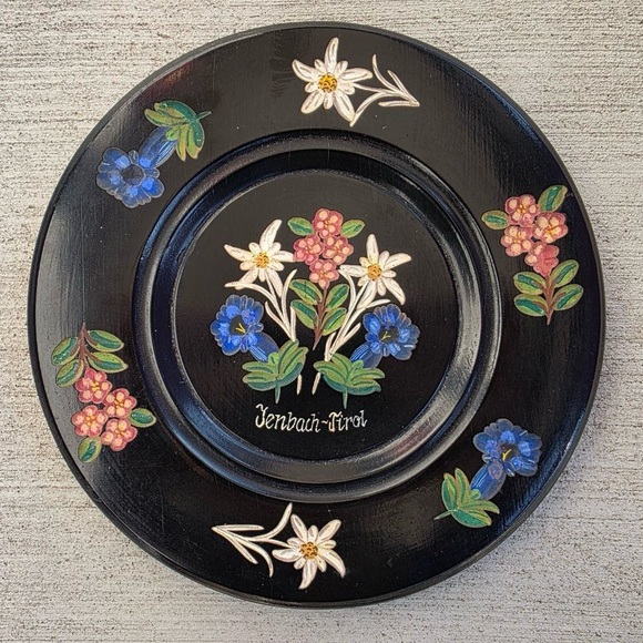 Other - 🌼 Vintage Hand-Painted Wooden Plate – Zenbach Tirol, Austria